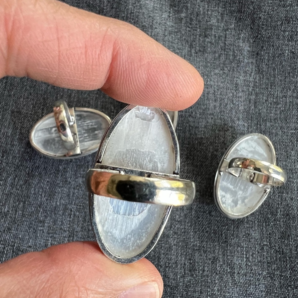 925 Crystal CHARGING Selenite Ring 7.5 - Picture 12 of 12